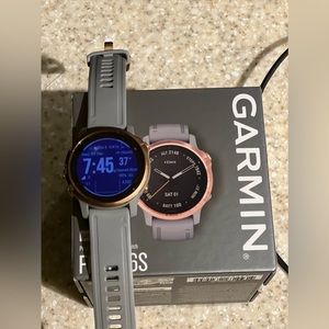 Garmin fenix 6s. Rose gold. Womens watch.